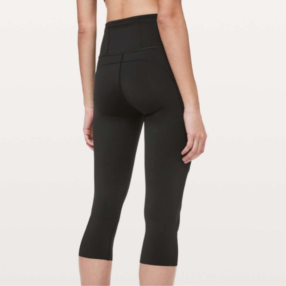Lululemon Fast & Free Crop II *Nulux 19" Black size 2 NWOT